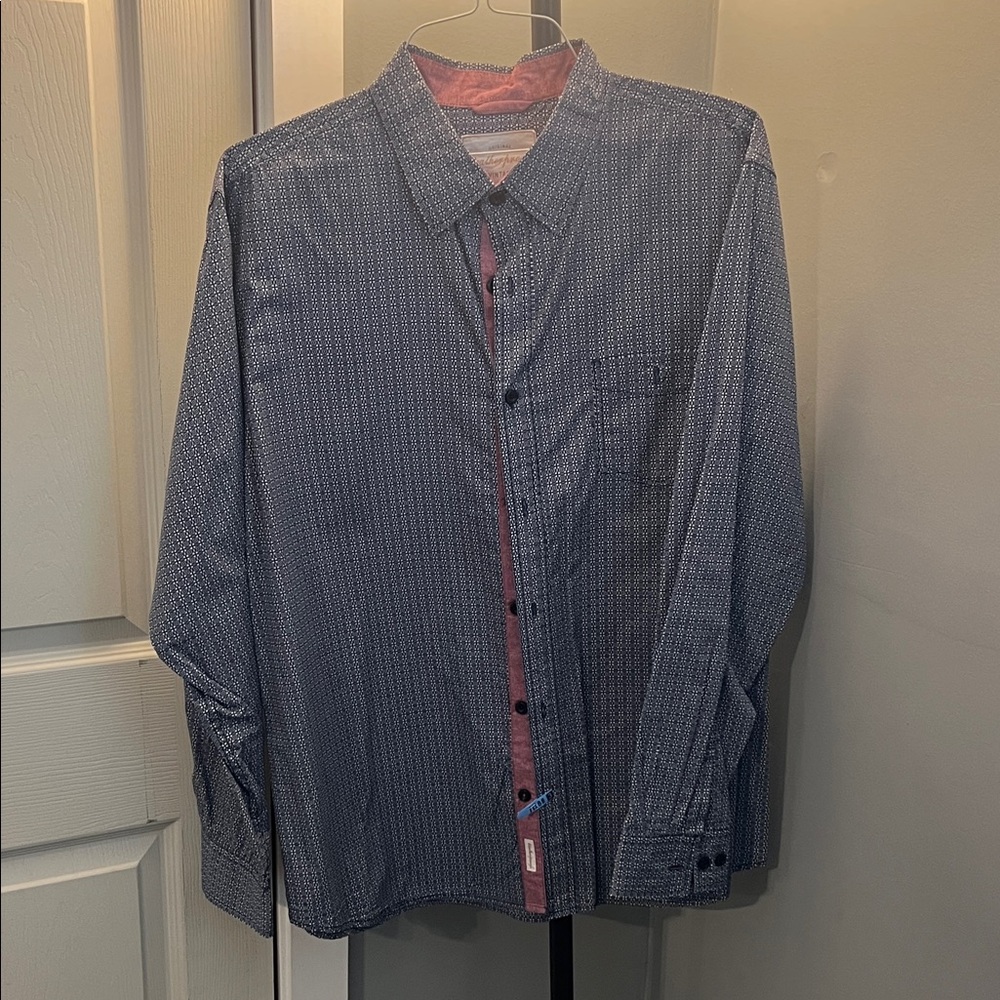 Weatherproof vintage men’s XL shirt in great condition!